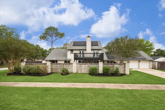 10602 Riverview Drive, Houston, TX 77042