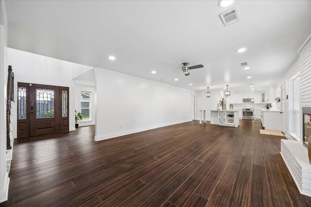 10602 Riverview Drive, Houston, TX 77042