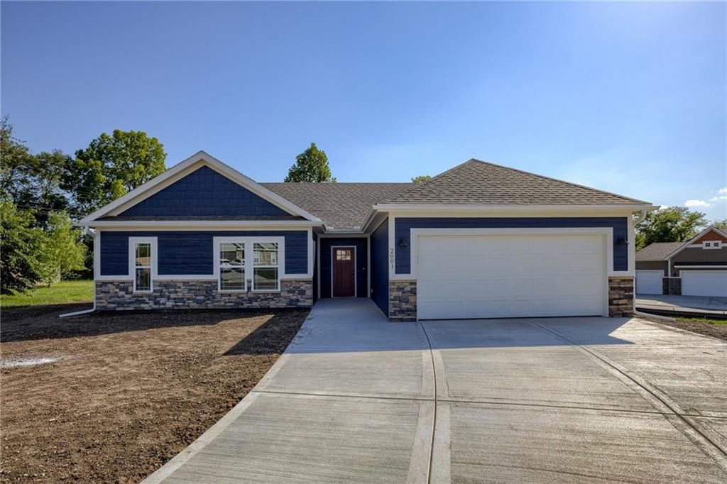 2031 Riverstone Drive, Excelsior Springs, MO 64024