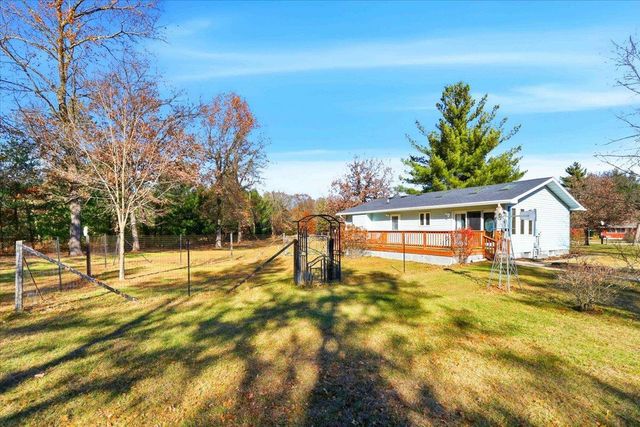 1825 13th Avenue, Friendship, WI 53934