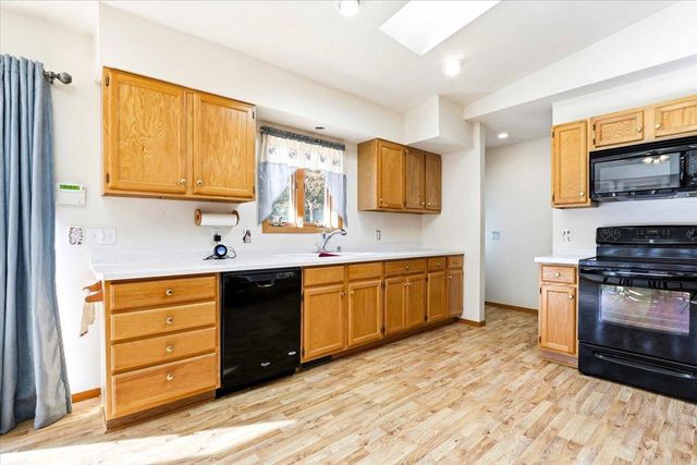 1825 13th Avenue, Friendship, WI 53934