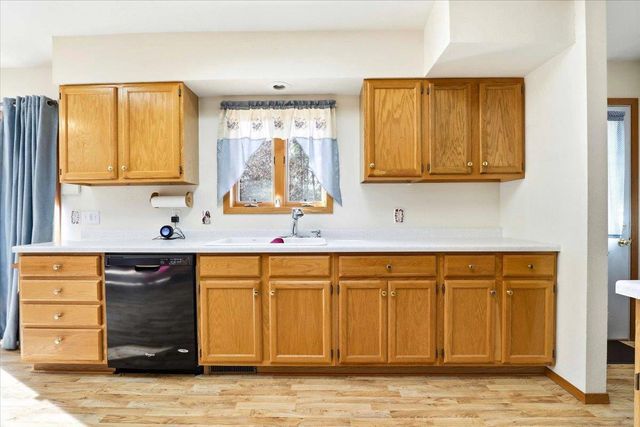 1825 13th Avenue, Friendship, WI 53934