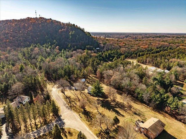 1825 13th Avenue, Friendship, WI 53934