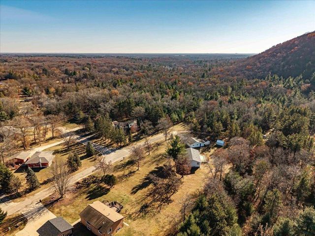 1825 13th Avenue, Friendship, WI 53934