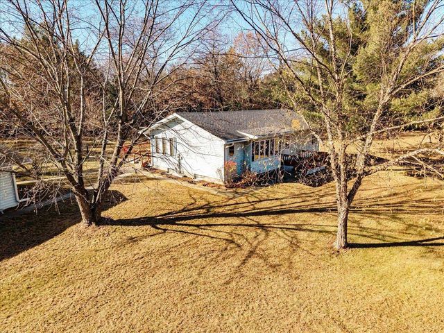 1825 13th Avenue, Friendship, WI 53934