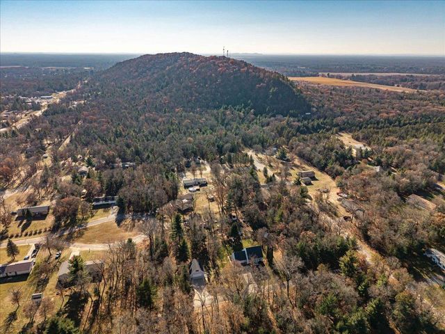 1825 13th Avenue, Friendship, WI 53934