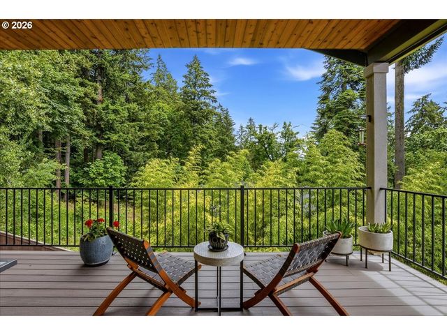 626 Ne PROVINCE Ct, Camas, WA 98607