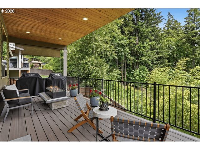 626 Ne PROVINCE Ct, Camas, WA 98607