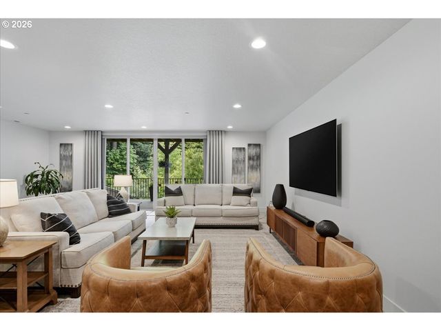 626 Ne PROVINCE Ct, Camas, WA 98607