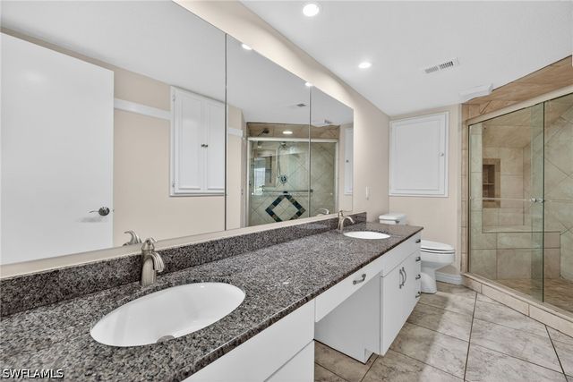 1327 Monarch CIR 11, Naples, FL 34116