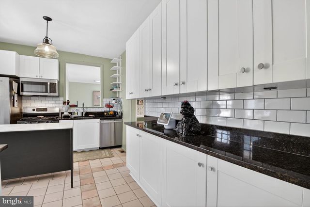 3365 RUNNYMEDE PL NW, Washington, DC 20015