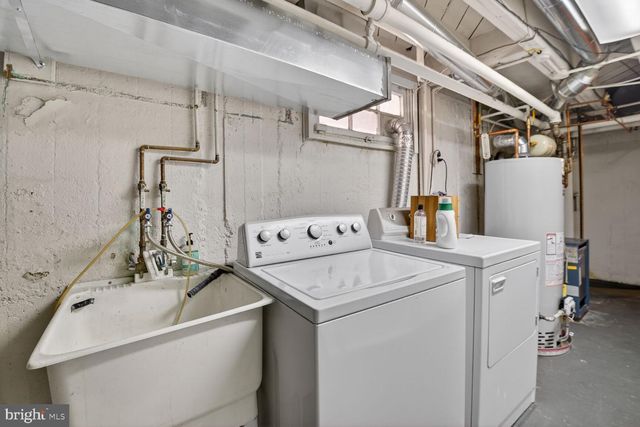 3365 RUNNYMEDE PL NW, Washington, DC 20015