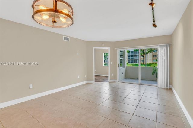 9537 Weldon Circle I109, Tamarac, FL 33321