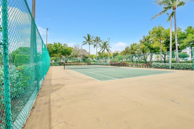 9537 Weldon Circle I109, Tamarac, FL 33321