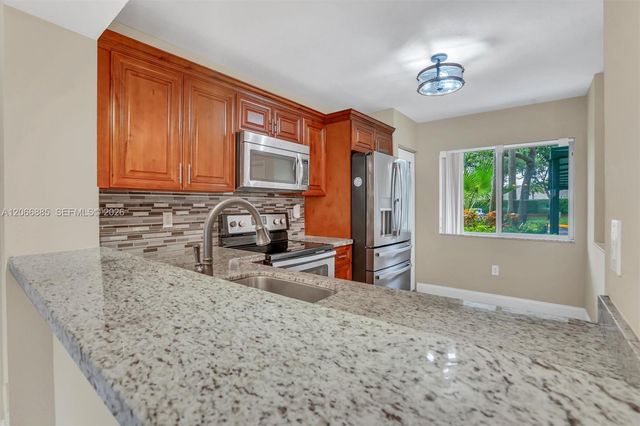 9537 Weldon Circle I109, Tamarac, FL 33321