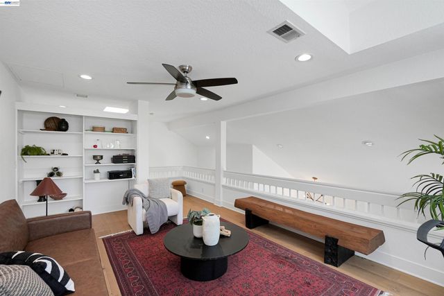 1934 Beacon Ridge Ct, Walnut Creek, CA 94597
