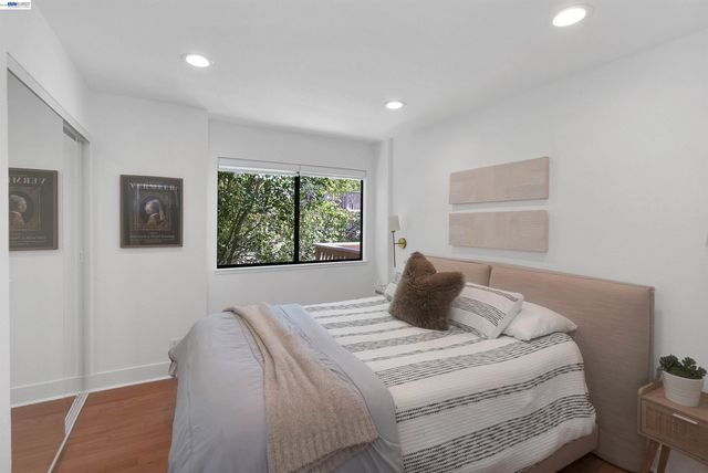 1934 Beacon Ridge Ct, Walnut Creek, CA 94597