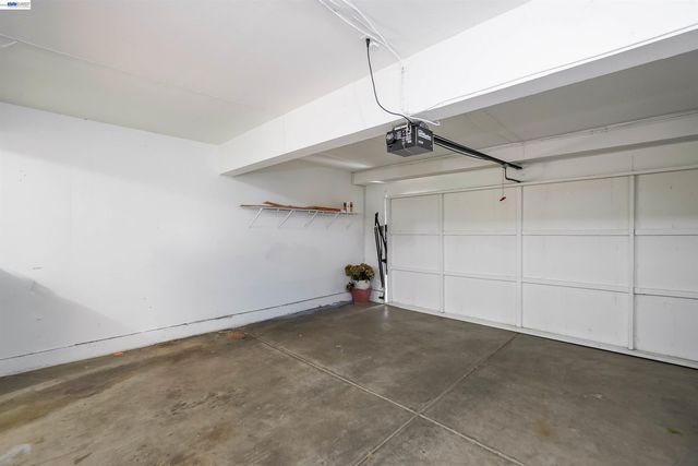 1934 Beacon Ridge Ct, Walnut Creek, CA 94597