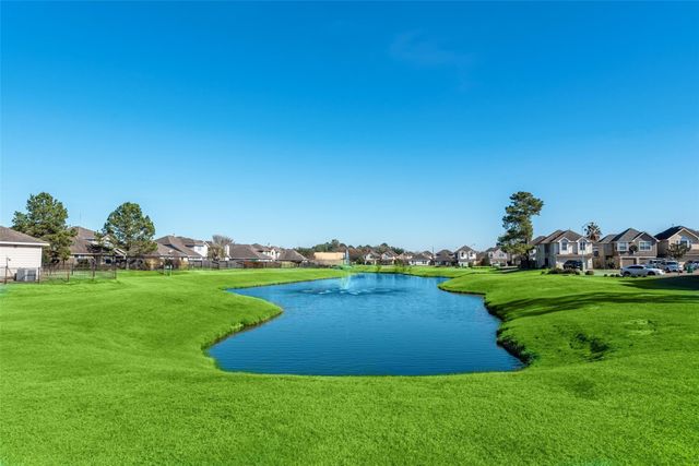 10834 Windfern Lakes Street, Houston, TX 77064
