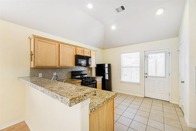 10834 Windfern Lakes Street, Houston, TX 77064