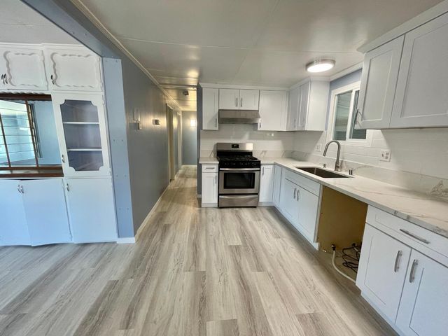 200 Doolittle Dr, Roseville, CA 95747