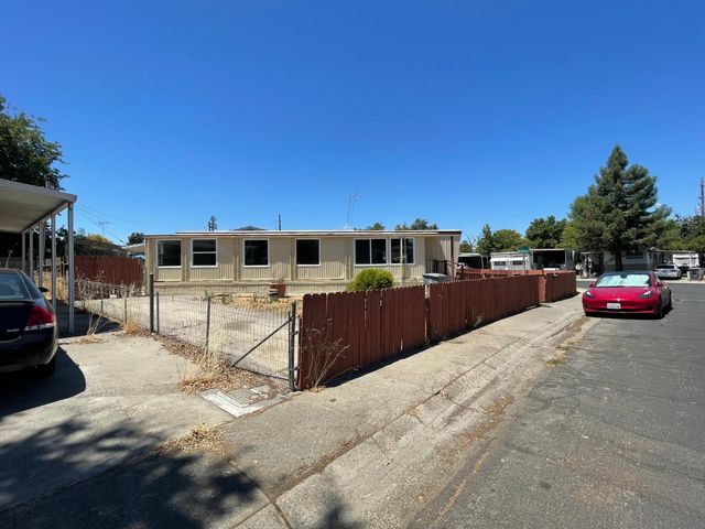 200 Doolittle Dr, Roseville, CA 95747