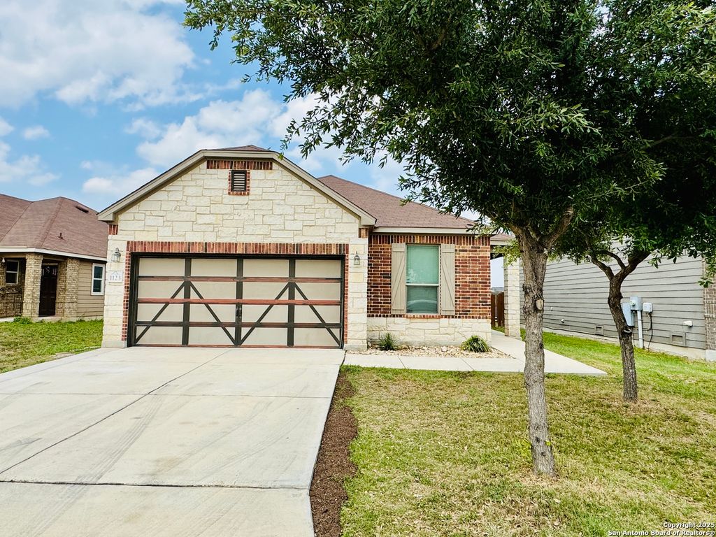 1123 Galapagos, San Antonio, TX 78214