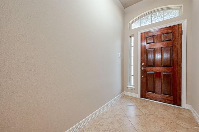 7122 Fall Creek Lane, Missouri City, TX 77459