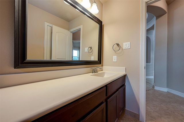 7122 Fall Creek Lane, Missouri City, TX 77459