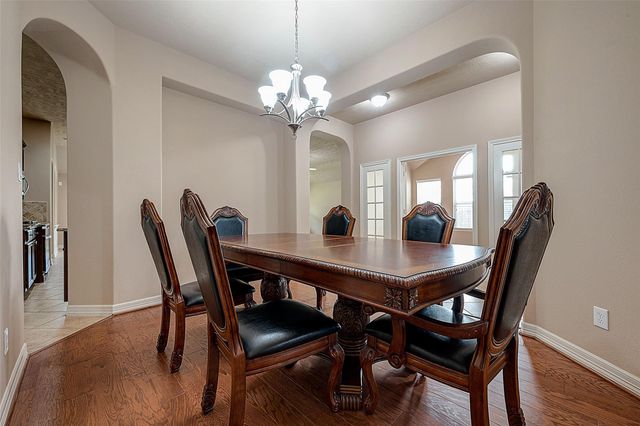 7122 Fall Creek Lane, Missouri City, TX 77459