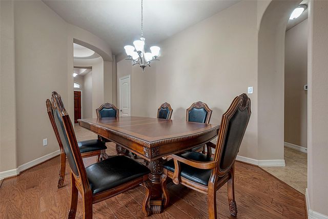 7122 Fall Creek Lane, Missouri City, TX 77459