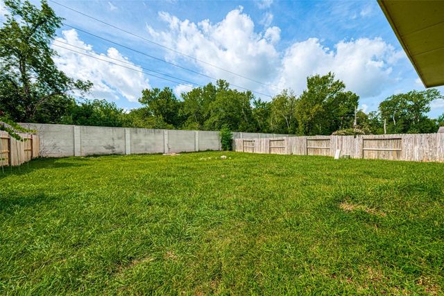 7122 Fall Creek Lane, Missouri City, TX 77459