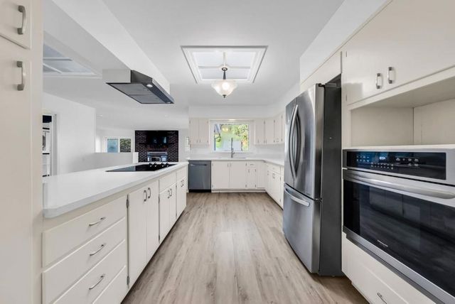 280 Angelita Avenue, Pacifica, CA 94044