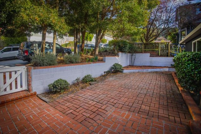 280 Angelita Avenue, Pacifica, CA 94044