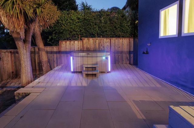 280 Angelita Avenue, Pacifica, CA 94044