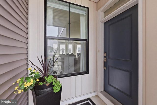 306 SEGEL DR, Media, PA 19063