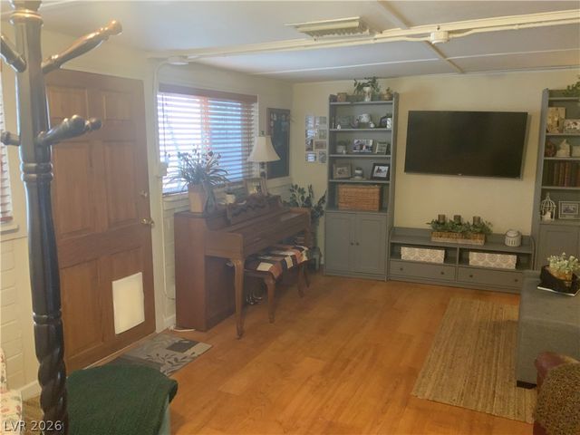 529 Elm Street, Boulder City, NV 89005