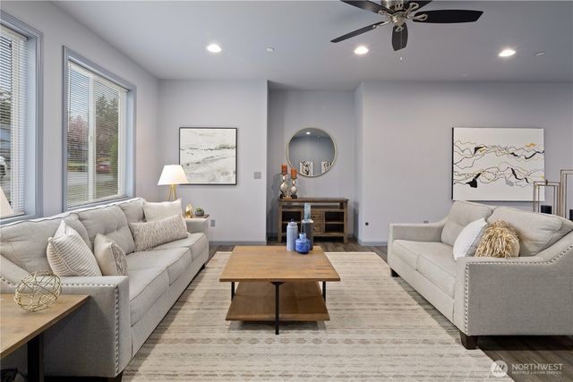 26568 221st Place SE, Maple Valley, WA 98038