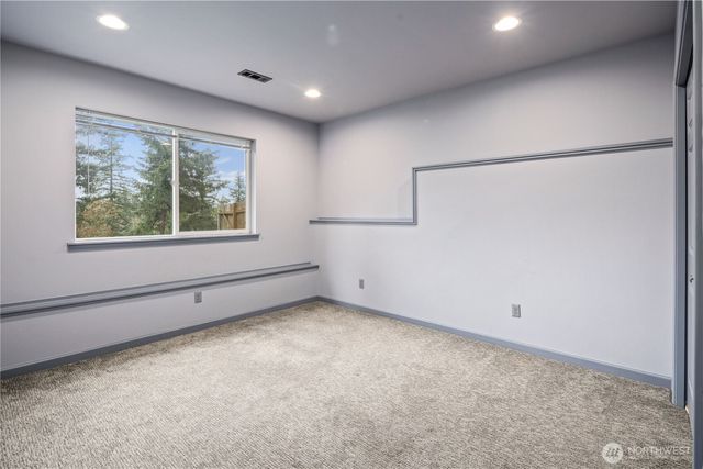 26568 221st Place SE, Maple Valley, WA 98038