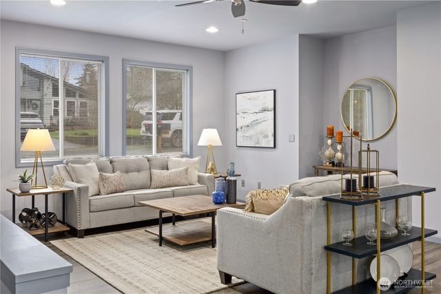 26568 221st Place SE, Maple Valley, WA 98038