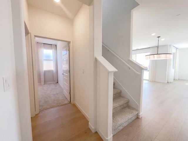 10872 Coral Reef Ln, Stockton, CA 95219