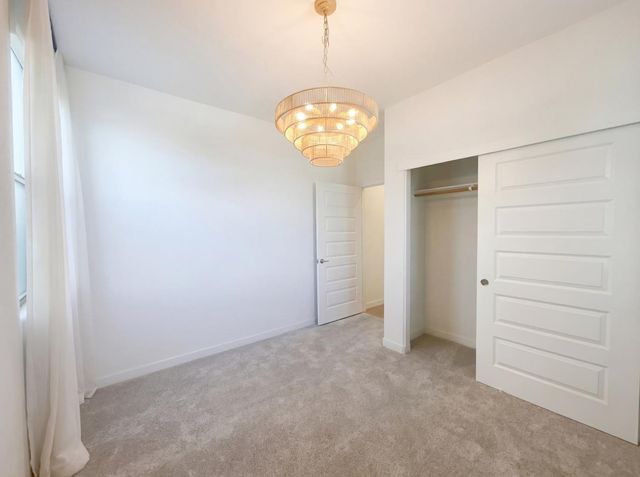 10872 Coral Reef Ln, Stockton, CA 95219