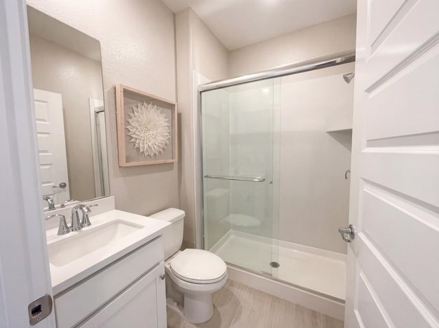 10872 Coral Reef Ln, Stockton, CA 95219