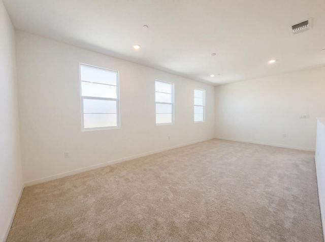 10872 Coral Reef Ln, Stockton, CA 95219