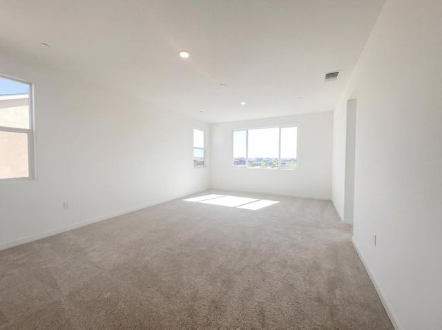 10872 Coral Reef Ln, Stockton, CA 95219