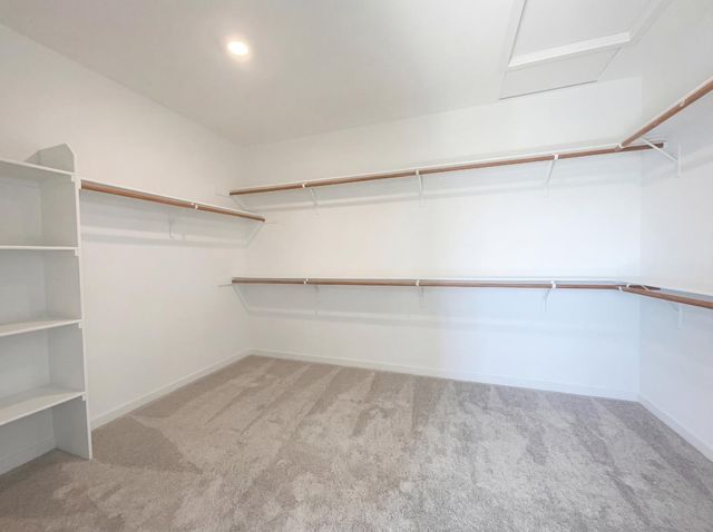 10872 Coral Reef Ln, Stockton, CA 95219