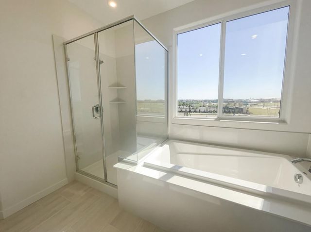 10872 Coral Reef Ln, Stockton, CA 95219