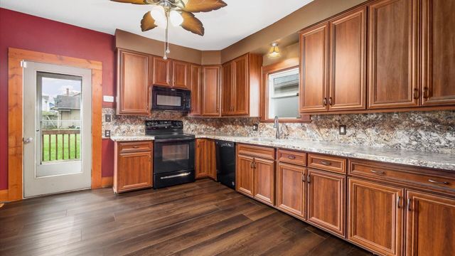 312 E 6th Avenue, Lancaster, OH 43130