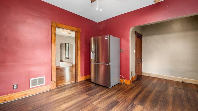 312 E 6th Avenue, Lancaster, OH 43130