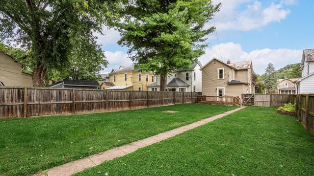 312 E 6th Avenue, Lancaster, OH 43130